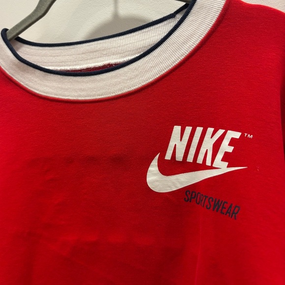 NIKE Reversible Cropped Sweatshirt, Size Small, Excellent Condition, No Tags In - Picture 3 of 11